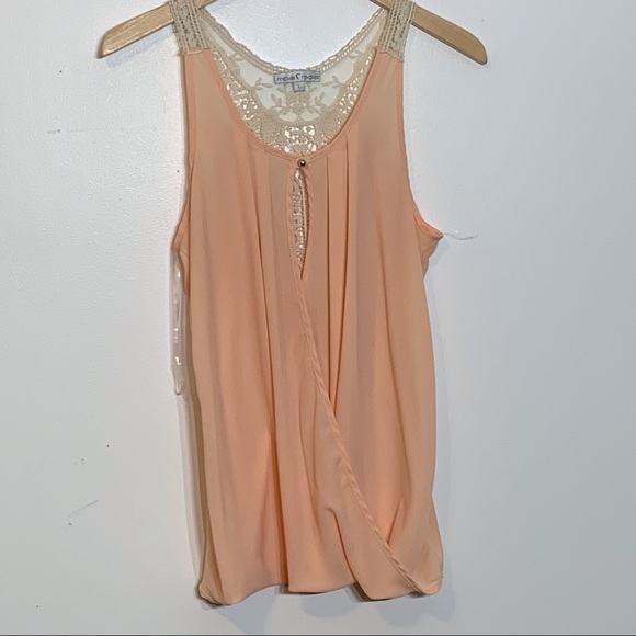 Moa Moa Tops - NWOT Moa Moa peach split‎ front and lace back tank